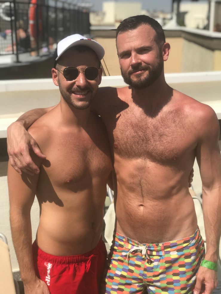 2821F345-B01F-4A25-97D8-31ED28ACC1A0