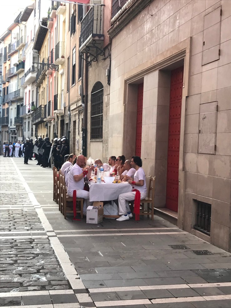 E3EACA62-9E81-4DB1-B095-7ECCB4F1434F